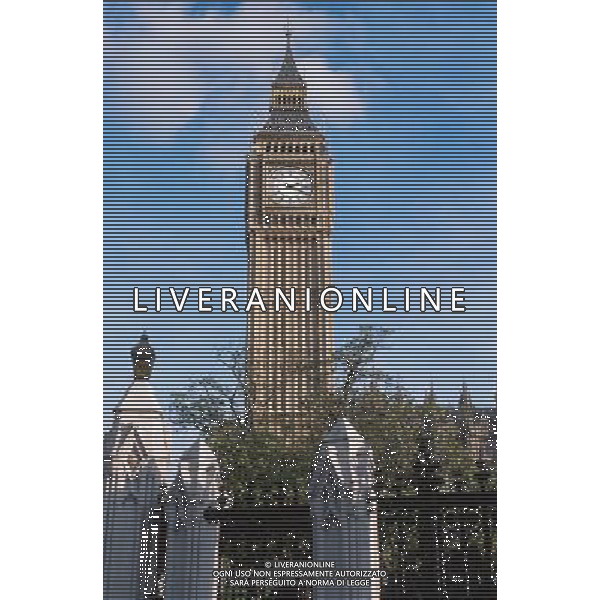LONDRA NELLA FOTO IL BIG BEN AGENZIA ALDO LIVERANI IFC