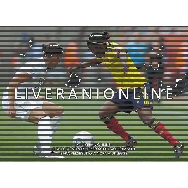 (110702) -- SINSHEIM, July 2, 2011 () -- U.S. player Alex Krieger (L) vies with Colombia\'s Carmen Rodallega during the second round Group C match between the United States and Colombia at the 2011 FIFA Women\'s World Cup in Sinsheim, Germany, July 2, 2011. The United States beat Colombia 3-0. (/Xu Liang) (zw) ©PHOTOSHOT/Agenzia Aldo Liverani Sas - ITALY ONLY: COLOMBIA - STATI UNITI USA Campionati Mondiali di calcio femminile FIFA Cup Germania 2011