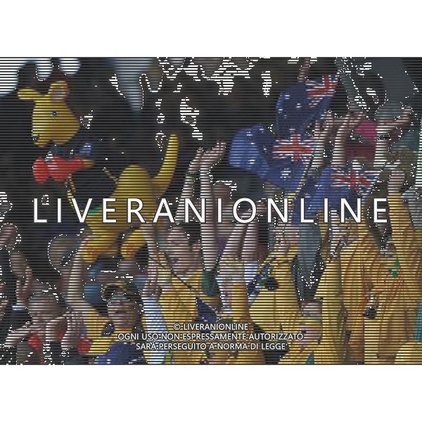 (110703) -- BOCHUM, July 3, 2011 () -- Fans of Australia cheer during the second round Group D match between Australia and Equatorial Guinea at the FIFA Women\'s World Cup Germany 2011 in Bochum, Germany, July 3, 2011. (/Wu Wei)(wll)