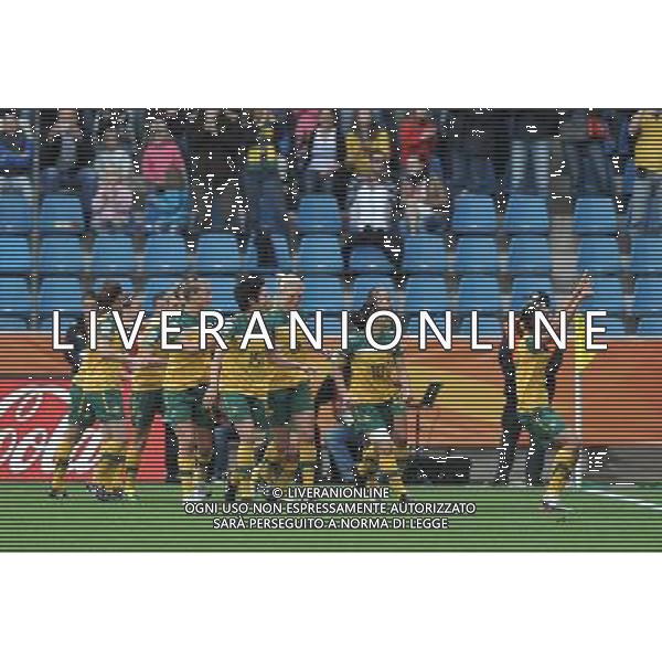 (110703) -- BOCHUM, July 3, 2011 () -- Leena Khamis(1st, R) of Australia celebrates scoring with her teammates during the second round Group D match between Australia and Equatorial Guinea at the FIFA Women\'s World Cup Germany 2011 in Bochum, Germany, July 3, 2011. (/Wu Wei)(wll)