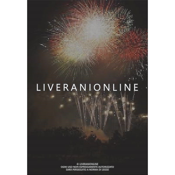 HOUSTON, July 5, 2011 Fireworks explode in Houston, Texas, July 4, 2011, to celebrate the Independence Day of the United States. (/Song Qiong) (lx)