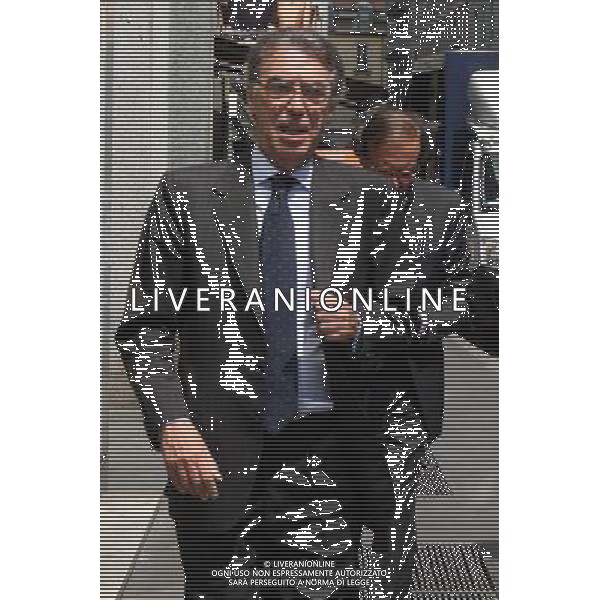 MILANO - 05/07/2011 MASSIMO MORATTI ARRIVA NELLA SEDE DELLA SARAS IL GIORNO DOPO LA RELAZIONE DI DEL PROCURATORE DELLA FIGC STEFANO PALAZZI RIGUARDANTE LO SCUDETTO 2005/2006 NELLA FOTO MASSIMO MORATTI PH.FIOCHI/ALDO LIVERANI SAS