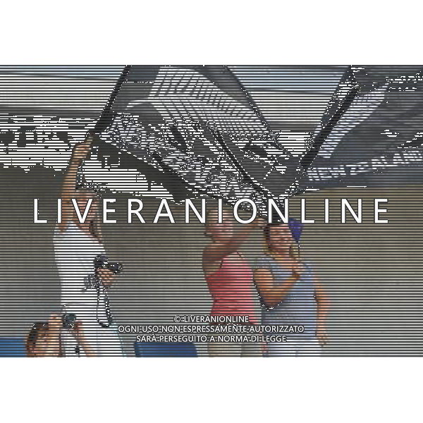(110706) -- SINSHEIM, July 6, 2011 () -- Supporters of New Zealand react before the 3rd round Group B match between Mexico and New Zealand at the FIFA Women\'s World Cup Germany 2011 in Sinsheim, Germany, July 5, 2011. (/Xu Liang)(lm)