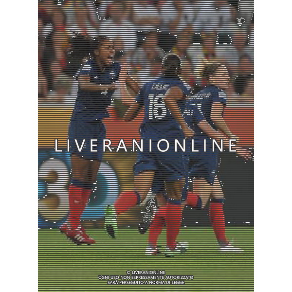 (110706) -- MOENCHENGLADBACH, July 6, 2011 () -- Laura Georges of France celebrates her goal during the third round Group A match between France and Germany at the FIFA Women\'s World Cup Germany 2011 in Moenchengladbach, Germany, July 5, 2011.Germany won the match 4-2.(/Ma Ning)