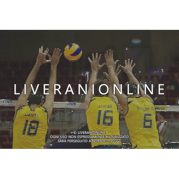 06.07.2011 - Gdansk , ERGO Arena , Siatkowka mezczyzn (Volleyball men\'s) , Finaly Ligi Swiatowej 2011 , FIVB World League Final 2011 , Brasil - Cuba N/Z Dante Amaral , Lucas Saatkamp , Vissotto Fot. Mariusz Palczynski / Edytor.net / Newspix.pl --- Newspix.pl *** Local Caption *** www.newspix.pl mail us: info@newspix.pl call us: 0048 022 23 22 222 --- Polish Picture Agency by Ringier Axel Springer Poland