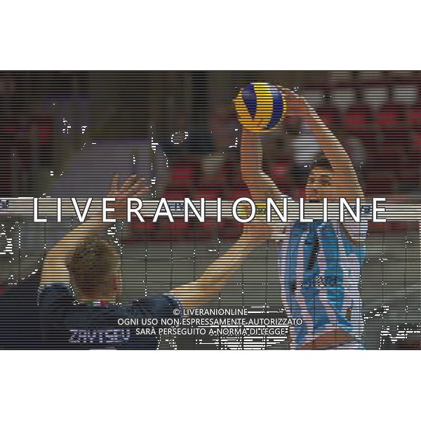 06.07.2011 - Gdansk , ERGO Arena , Siatkowka mezczyzn (Volleyball men\'s) , Finaly Ligi Swiatowej 2011 , FIVB World League Final 2011 , Argentina - Italy N/Z Zaytsev , Conte Fot. Mariusz Palczynski / Edytor.net / Newspix.pl --- Newspix.pl *** Local Caption *** www.newspix.pl mail us: info@newspix.pl call us: 0048 022 23 22 222 --- Polish Picture Agency by Ringier Axel Springer Poland