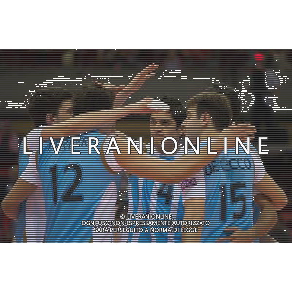 06.07.2011 - Gdansk , ERGO Arena , Siatkowka mezczyzn (Volleyball men\'s) , Finaly Ligi Swiatowej 2011 , FIVB World League Final 2011 , Argentyna (bialo-niebieskie) - Wlochy (granatowe) N/Z Siatkarze Argentyny Fot. Mariusz Palczynski / Edytor.net / Newspix.pl --- Newspix.pl *** Local Caption *** www.newspix.pl mail us: info@newspix.pl call us: 0048 022 23 22 222 --- Polish Picture Agency by Ringier Axel Springer Poland