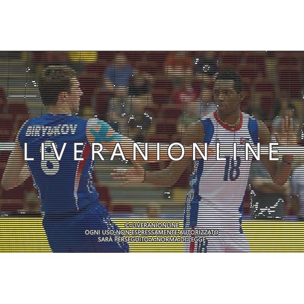07.07.2011 - Gdansk , ERGO Arena , Siatkowka mezczyzn (Volleyball men\'s) , Finaly Ligi Swiatowej 2011 , FIVB World League Final 2011 , Kuba (biale) - Rosja (niebieskie) N/Z Denis Biriukov , Diaz Fot. Mariusz Palczynski / Edytor.net / Newspix.pl --- Newspix.pl *** Local Caption *** www.newspix.pl mail us: info@newspix.pl call us: 0048 022 23 22 222 --- Polish Picture Agency by Ringier Axel Springer Poland