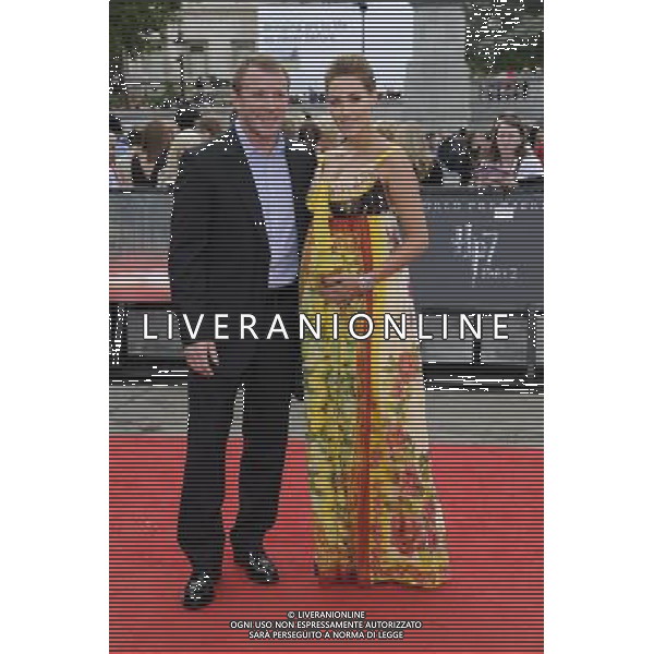 Guy Ritchie (L) and Jacqui Ainsley arrive at the World Premiere of \'Harry Potter And The Deathly Hallows Part 2\' in Trafalgar Square on July 7, 2011 in London, England.
