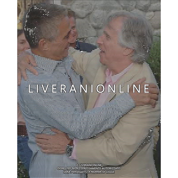Tony Danza and Henry Winkler Photo by Gilbert Flores \'Zookeeper\' Los Angeles Premiere at the Regency Village Theatre July 6, 2011 - Westwood, California
