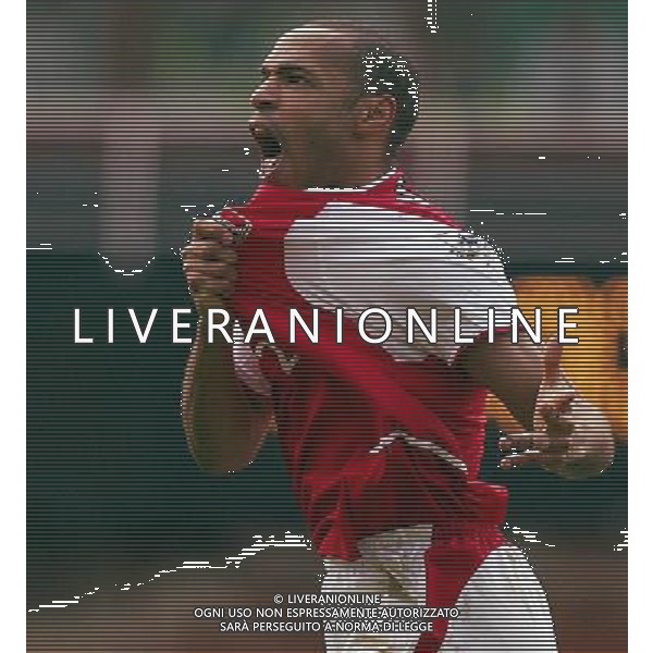 ARSENAL CALCIO 2004 NELLA FOTO HENRY THIERRI AGENZIA IPS POZZERRI-ALDO LIVERANI