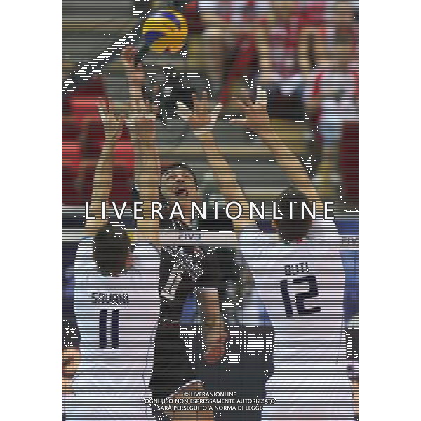 08.07.2011, GDANSK, ERGO ARENA, SIATKOWKA, LIGA SWIATOWA, FIVB WORLD LEAGUE FINALS, BULGARIA - WLOCHY, BULGARIA - ITALY, VLADIMIR NIKOLOV (BUL), CRISTIAN SAVANI, SIMONE BUTI (ITA), FOT. TOMASZ JASTRZEBOWSKI / FOTO OLIMPIK / NEWSPIX.PL --- Newspix.pl *** Local Caption *** www.newspix.pl mail us: info@newspix.pl call us: 0048 022 23 22 222 --- Polish Picture Agency by Ringier Axel Springer Poland