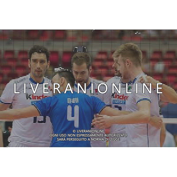 07.07.2011 - Gdansk , ERGO Arena , Siatkowka mezczyzn (Volleyball men\'s) , Finaly Ligi Swiatowej 2011 , FIVB World League Final 2011 , Wlochy (biale) - Bulgaria (czarne) N/Z Siatkarze Wloch Fot. Mariusz Palczynski / Edytor.net / NEWSPIX.PL --- Newspix.pl *** Local Caption *** www.newspix.pl mail us: info@newspix.pl call us: 0048 022 23 22 222 --- Polish Picture Agency by Ringier Axel Springer Poland
