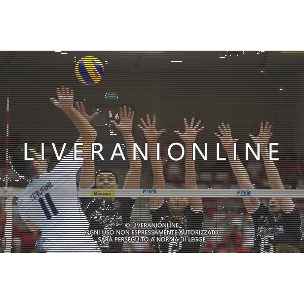 07.07.2011 - Gdansk , ERGO Arena , Siatkowka mezczyzn (Volleyball men\'s) , Finaly Ligi Swiatowej 2011 , FIVB World League Final 2011 , Wlochy (biale) - Bulgaria (czarne) N/Z Cristian Savani , Vladimir Nikolov , Viktor Yosifov , Todor Aleksiev Fot. Mariusz Palczynski / Edytor.net / NEWSPIX.PL --- Newspix.pl *** Local Caption *** www.newspix.pl mail us: info@newspix.pl call us: 0048 022 23 22 222 --- Polish Picture Agency by Ringier Axel Springer Poland