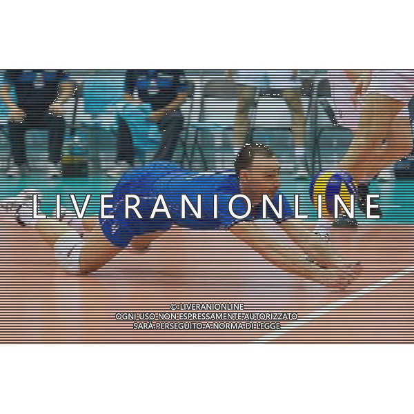 07.07.2011 - Gdansk , ERGO Arena , Siatkowka mezczyzn (Volleyball men\'s) , Finaly Ligi Swiatowej 2011 , FIVB World League Final 2011 , Wlochy (biale) - Bulgaria (czarne) N/Z Andrea Bari Fot. Mariusz Palczynski / Edytor.net / NEWSPIX.PL --- Newspix.pl *** Local Caption *** www.newspix.pl mail us: info@newspix.pl call us: 0048 022 23 22 222 --- Polish Picture Agency by Ringier Axel Springer Poland