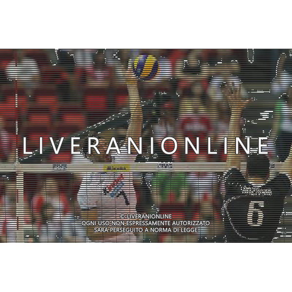 08.07.2011 GDANSK , ERGO ARENA , SIATKOWAK , 06-10.07.2011 LIGA SWIATOWA 2011 , FAZA FINALOWA , GRUPA E , MECZ BULGARIA - WLOCHY , VOLLEYBALL , FIVB MEN\'S VOLLEUBALL WORLD LEAGUE 2011, FINAL ROUND , POOL E , GAME BETWEEN BULGARIA - ITALIA N/Z: (L) MICHAL LASKO (ITA) , (P/R) MATEY KAZIYSKI KAZINSKI (BUL) FOTO JAKUB PIASECKI / CYFRASPORT / NEWSPIX.PL --- Newspix.pl *** Local Caption *** www.newspix.pl mail us: info@newspix.pl call us: 0048 022 23 22 222 --- Polish Picture Agency by Ringier Axel Springer Poland