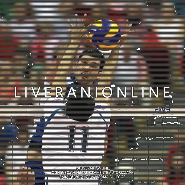 08.07.2011 GDANSK , ERGO ARENA , SIATKOWAK , 06-10.07.2011 LIGA SWIATOWA 2011 , FAZA FINALOWA , GRUPA E , MECZ POLSKA - ARGENTYNA , VOLLEYBALL , FIVB MEN\'S VOLLEUBALL WORLD LEAGUE 2011, FINAL ROUND , POOL E , GAME BETWEEN POLAND - ARGENTINA N/Z: ATAKUJE GRZEGORZ KOSOK (POL) W BLOKU SEBASTIAN SOLE (ARG) FOTO JAKUB PIASECKI / CYFRASPORT / NEWSPIX.PL --- Newspix.pl *** Local Caption *** www.newspix.pl mail us: info@newspix.pl call us: 0048 022 23 22 222 --- Polish Picture Agency by Ringier Axel Springer Poland