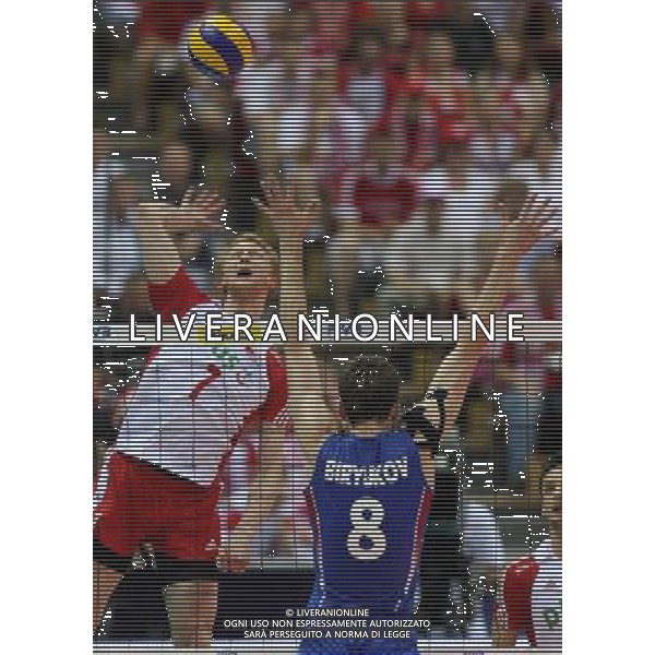 09.07.2011, GDANSK, ERGO ARENA, LIGA SWIATOWA, FIVB WORLD LEAGUE FINALS, POLFINAL, ROSJA - POLSKA, SEMI-FINAL, RUSSIA - POLAND, JAKUB JAROSZ (POL), DENIS BIRIUKOV (RUS), FOT. TOMASZ JASTRZEBOWSKI / FOTO OLIMPIK / NEWSPIX.PL --- Newspix.pl *** Local Caption *** www.newspix.pl mail us: info@newspix.pl call us: 0048 022 23 22 222 --- Polish Picture Agency by Ringier Axel Springer Poland