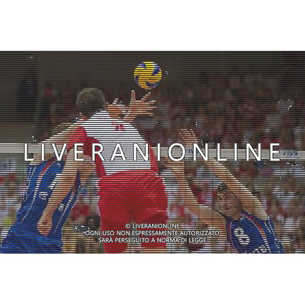 09.07.2011 - Gdansk , ERGO Arena , Siatkowka mezczyzn (Volleyball men\'s) , Finaly Ligi Swiatowej 2011 , FIVB World League Final 2011 , Mecz polfinalowy Polska (biale) - Rosja (niebieskie) N/Z Dmitriy Muserskiy , Bartosz Kurek , Denis Biriukov Fot. Mariusz Palczynski / Edytor.net / Newspix.pl --- Newspix.pl *** Local Caption *** www.newspix.pl mail us: info@newspix.pl call us: 0048 022 23 22 222 --- Polish Picture Agency by Ringier Axel Springer Poland