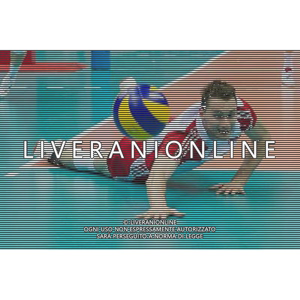 09.07.2011 - Gdansk , ERGO Arena , Siatkowka mezczyzn (Volleyball men\'s) , Finaly Ligi Swiatowej 2011 , FIVB World League Final 2011 , Mecz polfinalowy Polska (biale) - Rosja (niebieskie) N/Z Michal Ruciak Fot. Mariusz Palczynski / Edytor.net / Newspix.pl --- Newspix.pl *** Local Caption *** www.newspix.pl mail us: info@newspix.pl call us: 0048 022 23 22 222 --- Polish Picture Agency by Ringier Axel Springer Poland