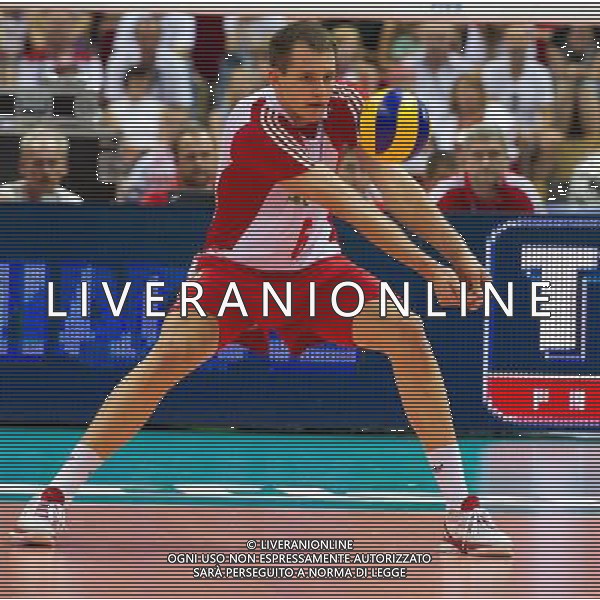 09.07.2011 - Gdansk , ERGO Arena , Siatkowka mezczyzn (Volleyball men\'s) , Finaly Ligi Swiatowej 2011 , FIVB World League Final 2011 , Mecz polfinalowy Polska (biale) - Rosja (niebieskie) N/Z Bartosz Kurek Fot. Mariusz Palczynski / Edytor.net / Newspix.pl --- Newspix.pl *** Local Caption *** www.newspix.pl mail us: info@newspix.pl call us: 0048 022 23 22 222 --- Polish Picture Agency by Ringier Axel Springer Poland