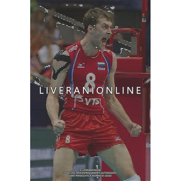 10.07.2011 - Gdansk , ERGO Arena , Siatkowka mezczyzn (Volleyball men\'s) , Finaly Ligi Swiatowej 2011 , FIVB World League Final 2011 , Final Brazylia (zolte) - Rosja (czerwone) N/Z Denis Biriukov Fot. Mariusz Palczynski / Edytor.net / Newspix.pl --- Newspix.pl *** Local Caption *** www.newspix.pl mail us: info@newspix.pl call us: 0048 022 23 22 222 --- Polish Picture Agency by Ringier Axel Springer Poland
