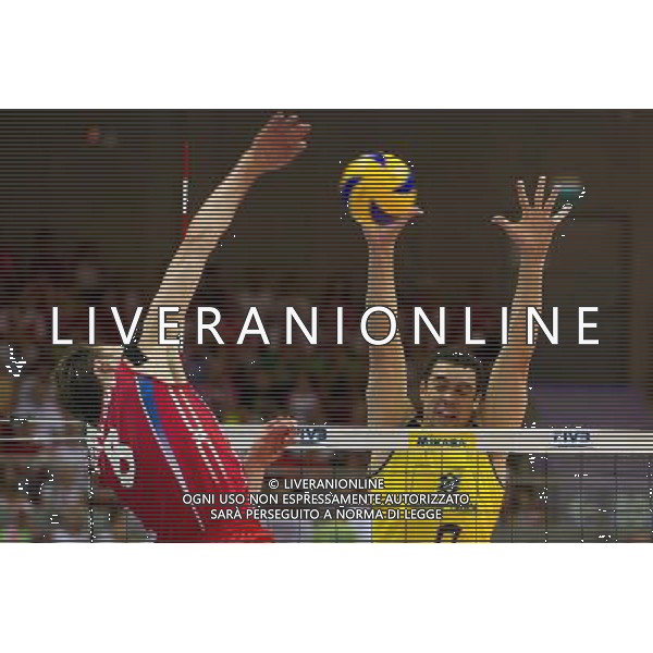 10.07.2011 - Gdansk , ERGO Arena , Siatkowka mezczyzn (Volleyball men\'s) , Finaly Ligi Swiatowej 2011 , FIVB World League Final 2011 , Final Brazylia (zolte) - Rosja (czerwone) N/Z Denis Biriukov , Theo Lopes Fot. Mariusz Palczynski / Edytor.net / Newspix.pl --- Newspix.pl *** Local Caption *** www.newspix.pl mail us: info@newspix.pl call us: 0048 022 23 22 222 --- Polish Picture Agency by Ringier Axel Springer Poland
