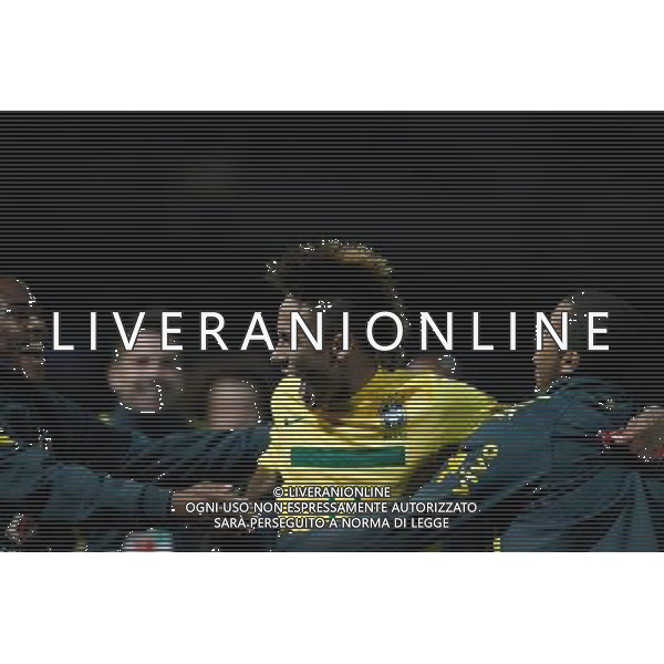 CORDOBA, July 14, 2011 ()Brazil\'s Neymar (C) celebrates with teammates during the match against Ecuador for the group stage of Copa America 2011, in Cordoba, Argentina, on July 13, 2011. (/Eliana Aponte) (py)