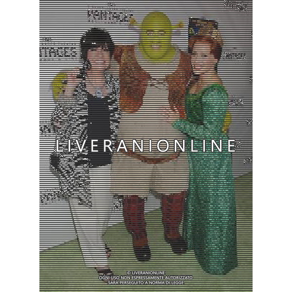 Joanne Worley, Eric Petersen, Shrek and Haven Burton, Fiona \'Shrek The Musical\' Opening Night at the Pantages Theatre July 13, 2011 - Hollywood, California