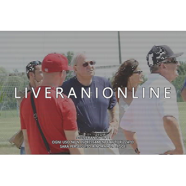 PARMA 16/07/2011 - THOMAS DI BENEDETTO SENIOR ASSISTE ALLA PARTITA DI BASEBALL DEL FIGLIO - NELLA FOTO: IL PATRON DELLA ROMA ASSIEME ALLA PRESIDENTE DEL BASEBALL REGGIO GRAZIELLA CASALI - FOTO FRANCESCA SOLI / AGENZIA ALDO LIVERANI