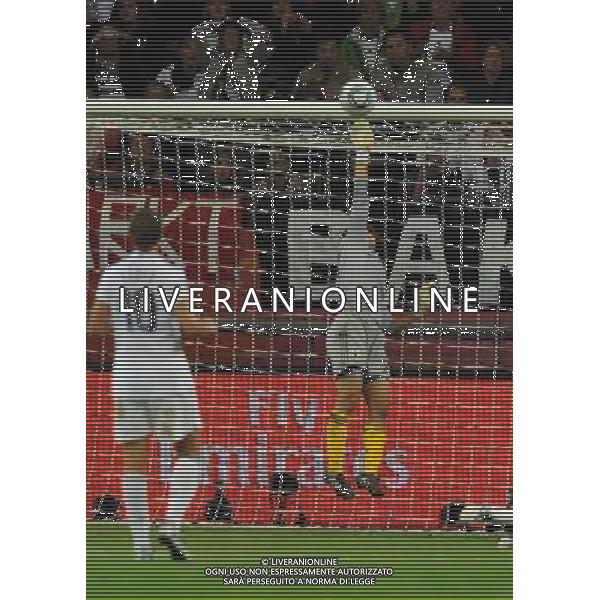 FRANKFURT, July 17, 2011 ()Japan\'s goalkeeper Kaihori Ayumi saves the ball during the final match between Japan and the United States at the 2011 FIFA Women\'s World Cup in Frankfurt, Germany, July 17, 2011. (/Xu Liang)