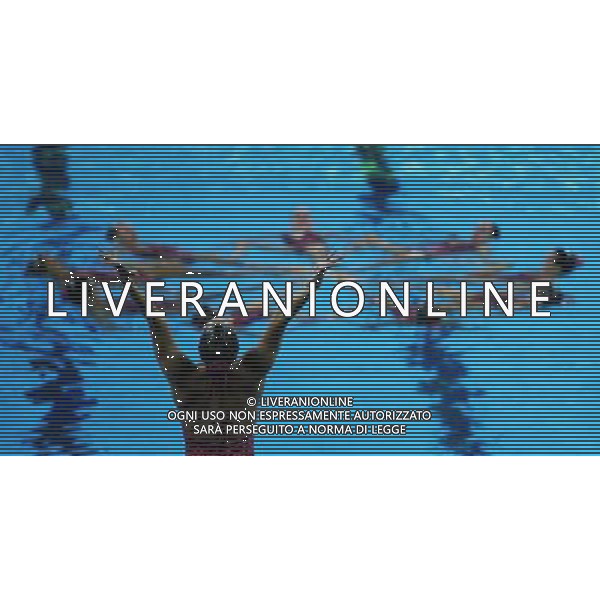 (110719) -- SHANGHAI, July 19, 2011 () -- Spain\'s team compete in the preliminary of the free combination of synchronized swimming event at the 14th FINA World Championships in Shanghai, east China, July 19, 2011. The Spanish team ranked the third with 95.640 points. (/Li Ming) (zgp)