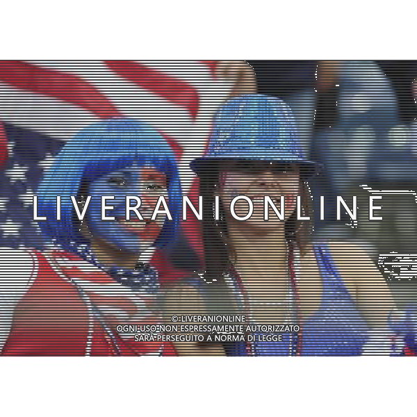 FRANKFURT, July 17, 2011 ()Fans of the USA wait for the beginning of the final match between Japan and the United States at the 2011 FIFA Women\'s World Cup in Frankfurt, Germany, July 17, 2011. (/Ding Xu)