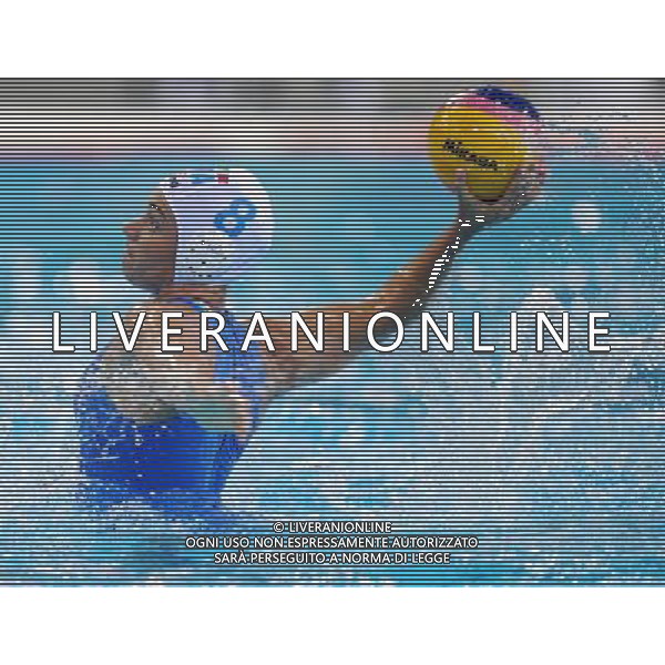 SHANGHAI, July 19, 2011 Roberta Bianconi of Italy competes in the preliminary round of women\'s water polo event between Italy and South Africa at the 14th FINA World Championships in Shanghai, east China, July 19, 2011. Italy won the match 18 2. (/Yang Zongyou) (sqq)