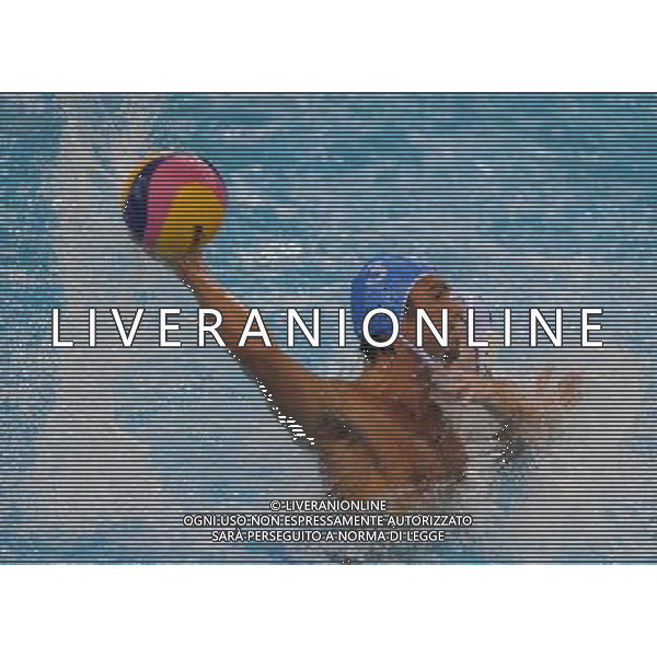 (110720) SHANGHAI, July 20, 2011 () Niccolo Gitto of Italy (front) competes in the preliminary round of men\'s water polo event between the United States and Italy at the 14th FINA World Championships in Shanghai, east China, July 20, 2011. Italy won the match 8 5. (/Yang Lei) (sqq)