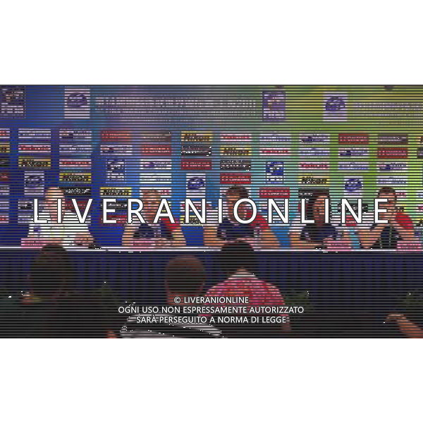 (110721) -- SHANGHAI, July 21, 2011 () -- Coach and members of Britain\'s swimming team give a press conference during the FINA World Championships in Shanghai, east China, on July 21, 2011. The FINA world championships\' swimming events start on July 24, 2011. (/Yang Zongyou)(zgp)