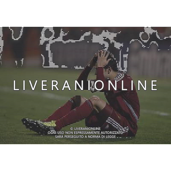 (110721) -- MENDOZA, July 21, 2011 () -- Venezuela\'s Miku reacts during the semifinal match of Copa America against Paraguay in Mendoza, Argentina, July 20, 2011. Paraguay won 5-3 on penalties and will face Uruguay in the final. (/Guillermo Arias)