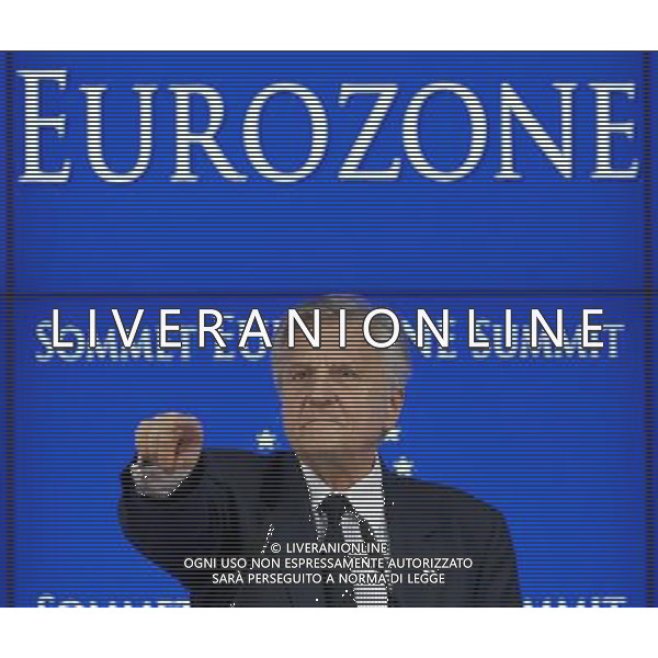 (110721) -- Brussels, July 21, 2011 () -- President of European Central Bank Jean-Claude Trichet attends a press conference after the Eurozone Emergency Summit in Brussels, Capital of Belgium, July 21, 2011. Eurozone leaders Thursday agreed on a second bailout package for Greeece, with a total official financing of an estimated 109 billion euros. (/Thierry Monasse)(ww)