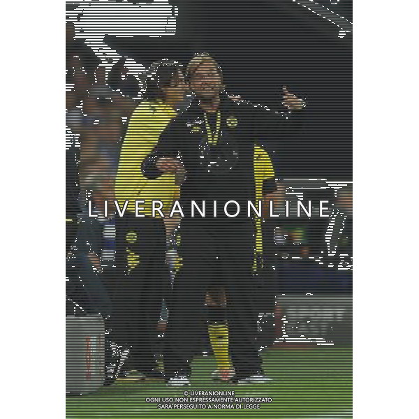 firo : Fußball,Fussball, 23.07.2011 1.BL, 1.Bundesliga, Saison 2011/2012 Supercup 2011, FC SCHALKE 04 - BVB, Borussia Dortmund, 4:3 n.E. Trainer Jürgen KLOPP, BVB, Gestik $worldrightsEs gelten unsere AGB, einsehbar auf www.firosportphoto.de copyright by firo sportphoto: Pfefferackerstr. 2a  45894 G e l s e n k i r c h e n www.firosportphoto.de mail@firosportphoto.de (V o l k s b a n k B o c h u m - W i t t e n ) BLZ.: 430 601 29 Kt. Nr.: 341 117 100 Tel:  0209 - 9304402 Fax:  0209 - 9304443