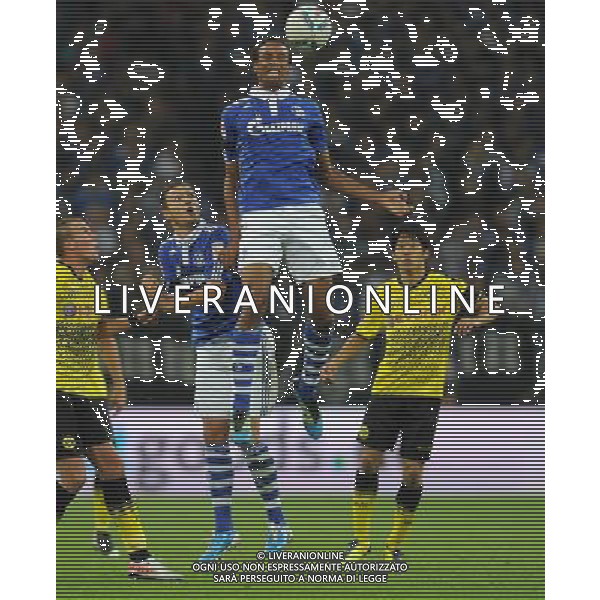 firo : Fußball,Fussball, 23.07.2011 1.BL, 1.Bundesliga, Saison 2011/2012 Supercup 2011, FC SCHALKE 04 - BVB, Borussia Dortmund, 4:3 n.E. Joel MATIP, Mitte Schalke mit HÖGER $worldrightsEs gelten unsere AGB, einsehbar auf www.firosportphoto.de copyright by firo sportphoto: Pfefferackerstr. 2a  45894 G e l s e n k i r c h e n www.firosportphoto.de mail@firosportphoto.de (V o l k s b a n k B o c h u m - W i t t e n ) BLZ.: 430 601 29 Kt. Nr.: 341 117 100 Tel:  0209 - 9304402 Fax:  0209 - 9304443