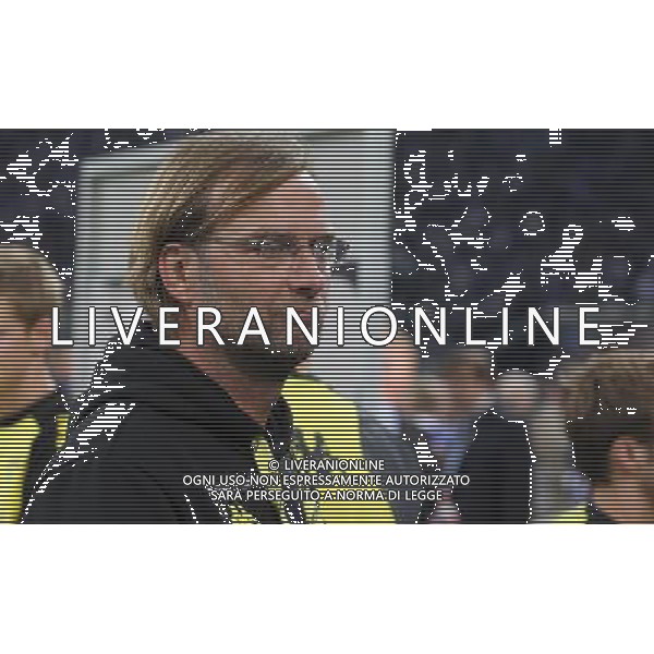 firo Fuvüball,Fussball, 23.07.2011 1..Bundesliga, Saison 2011/2012 3.Liga DFL Supercup Finale Meister gegen Pokalsieger 5:4 FC Schalke - BVB Borussia Dortmund Jvºrgen Klopp enttv§uscht Enttv§uschung $worldrightsEs gelten unsere AGB, einsehbar auf www.firosportphoto.de copyright by firo sportphoto: Pfefferackerstr. 2a¬† 45894 G e l s e n k i r c h e n www.firosportphoto.de mail@firosportphoto.de (V o l k s b a n k B o c h u m - W i t t e n ) BLZ.: 430 601 29 Kt. Nr.: 341 117 100 Tel:¬† 0209 - 9304402 Fax:¬† 0209 - 9304443