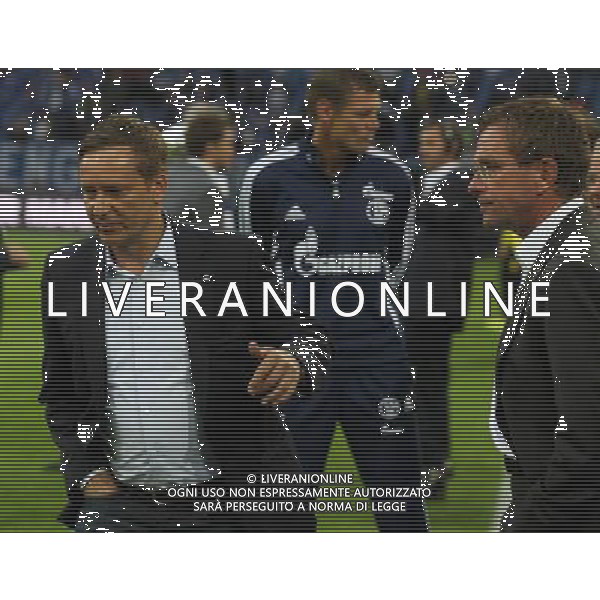 firo Fuvüball,Fussball, 23.07.2011 1..Bundesliga, Saison 2011/2012 3.Liga DFL Supercup Finale Meister gegen Pokalsieger 5:4 mnach Elfmeterschievüen FC Schalke - BVB Borussia Dortmund Horst Heldt und Trainer Ralf Rangnick $worldrightsEs gelten unsere AGB, einsehbar auf www.firosportphoto.de copyright by firo sportphoto: Pfefferackerstr. 2a¬† 45894 G e l s e n k i r c h e n www.firosportphoto.de mail@firosportphoto.de (V o l k s b a n k B o c h u m - W i t t e n ) BLZ.: 430 601 29 Kt. Nr.: 341 117 100 Tel:¬† 0209 - 9304402 Fax:¬† 0209 - 9304443