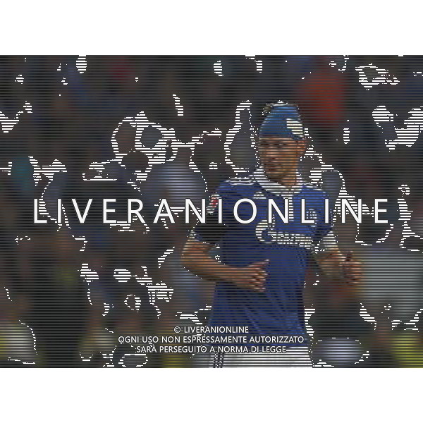 firo Fuvüball,Fussball, 23.07.2011 1.Bundesliga, Saison 2011/2012 Schalke - Dortmund Supercup Finale FC Schalke 04 - BVB Borussia Dortmund (5:3) Schalke, Benedikt Hv?wedes, mit Kopfbandage, halbe FIgur $worldrightsEs gelten unsere AGB, einsehbar auf www.firosportphoto.de copyright by firo sportphoto: Pfefferackerstr. 2a¬† 45894 G e l s e n k i r c h e n www.firosportphoto.de mail@firosportphoto.de (V o l k s b a n k B o c h u m - W i t t e n ) BLZ.: 430 601 29 Kt. Nr.: 341 117 100 Tel:¬† 0209 - 9304402 Fax:¬† 0209 - 9304443