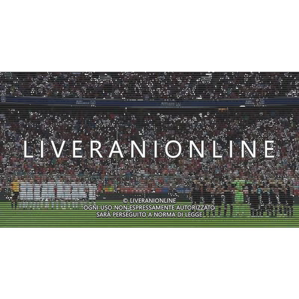 Audi Cup 2011 Bayern Monaco-Barcellona-International Porto Alegre-Milan Monaco Di Baviera (Germania) - 26.07.2011 Bayern Monaco-Milan Nella Foto:minuto di silenzio per la norvegia /Ph.Vitez-Ag. Aldo Liverani