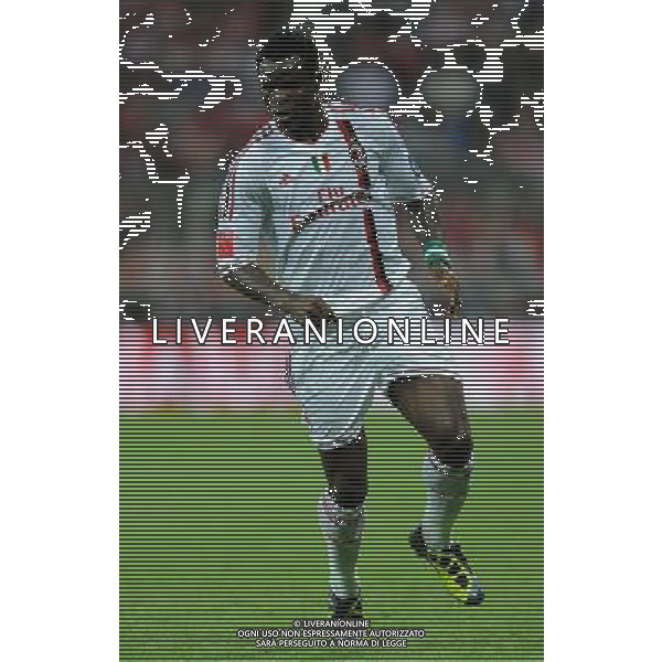 Audi Cup 2011 Bayern Monaco-Barcellona-International Porto Alegre-Milan Monaco Di Baviera (Germania) - 26.07.2011 Bayern Monaco-Milan Nella Foto:Taye Taiwo /Ph.Vitez-Ag. Aldo Liverani