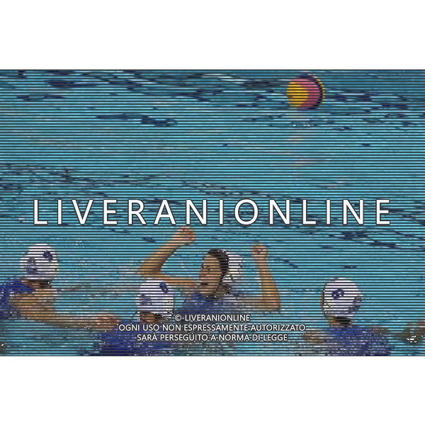 (110727) -- SHANGHAI, July 27, 2011 () -- Players of Greece celebrate after winning the semifinal of women\'s water polo event against Italy at the 14th FINA World Championships in Shanghai, east China, July 27, 2011. Greece won the match 14-11.(/Liu Ying) (sqq)