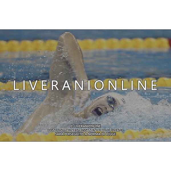 (110727) -- SHANGHAI, July 27, 2011 () -- Sun Yang of China competes in the final of men\'s 800m freestyle swimming event at the 14th FINA World Championships in Shanghai, east China, July 27, 2011. Sun Yang claimed the title with 7:38.57. (/Fei Maohua) (zgp)