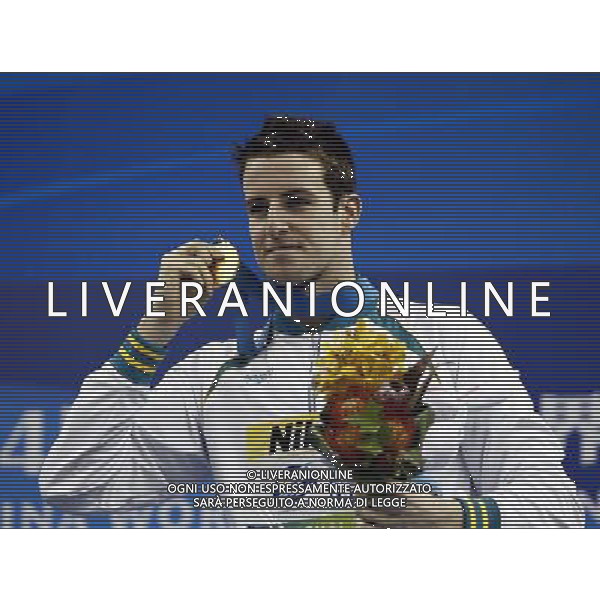 (110728) -- SHANGHAI, July 28, 2011 () -- James Magnussen of Australia poses in the awarding ceremony of men\'s 100m freestyle swimming event at the 14th FINA World Championships in Shanghai, east China, July 28, 2011. James Magnussen claimed the title with 47.63. (/Ren Long) (sqq)