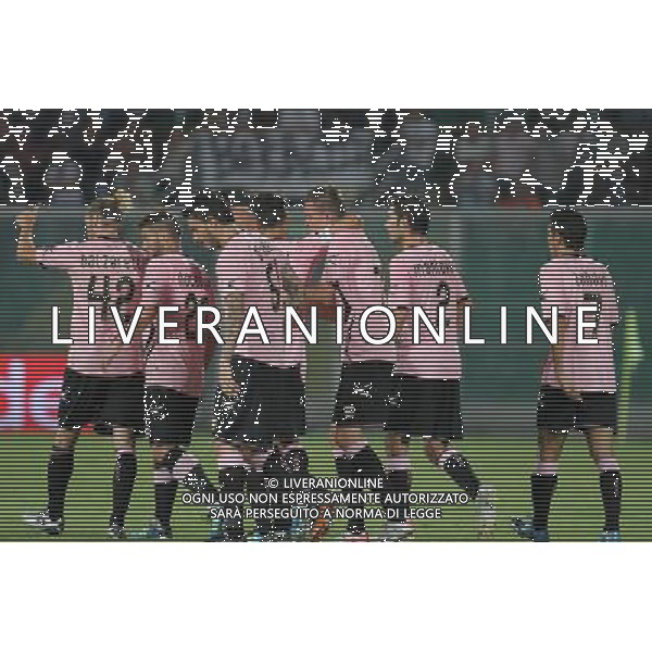 GIUSEPPE SERGI - ALDO LIVERANI 28-7-11 Palermo : palermo - thun europa league 2011-12 Nella foto: llicic festeggiato dopo il gol