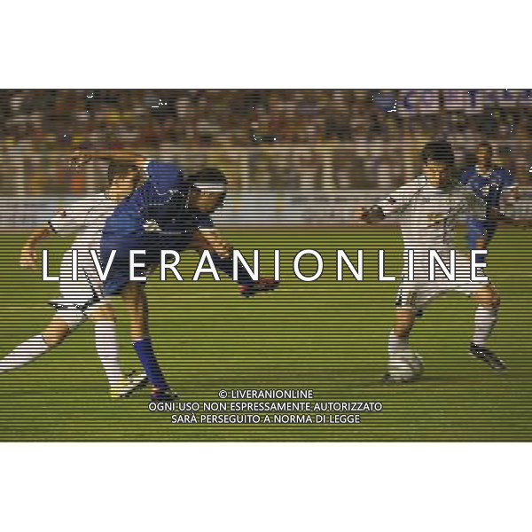 MANILA, July 28, 2011 () - Fahad Al Enezi (C) of Kuwait fights for the ball against Alexander Charles Borromeo (L) and Ray Anthony Jonsson of the Philippines during their qualifing match for the 2014 FIFA World Cup Brazil in Manila, Philippines, July 28, 2011. Kuwait won 2-1. (/Rouelle Umali)